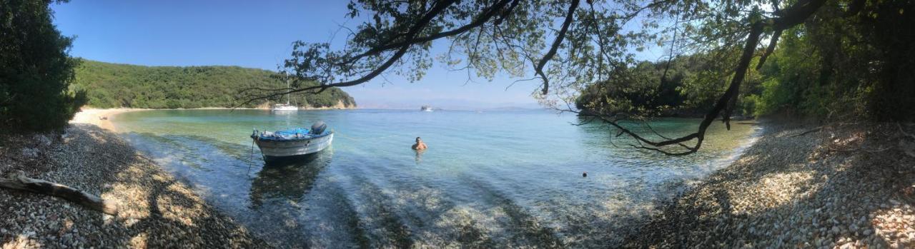 Maria Corfu Loustri Hotel Gimari Buitenkant foto
